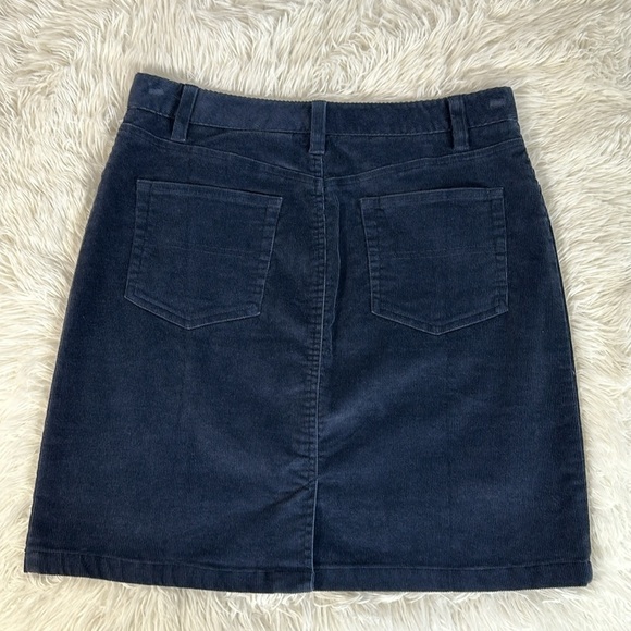L.L. Bean Navy Blue Corduroy Skirt Size 10 Petite - Picture 5 of 9